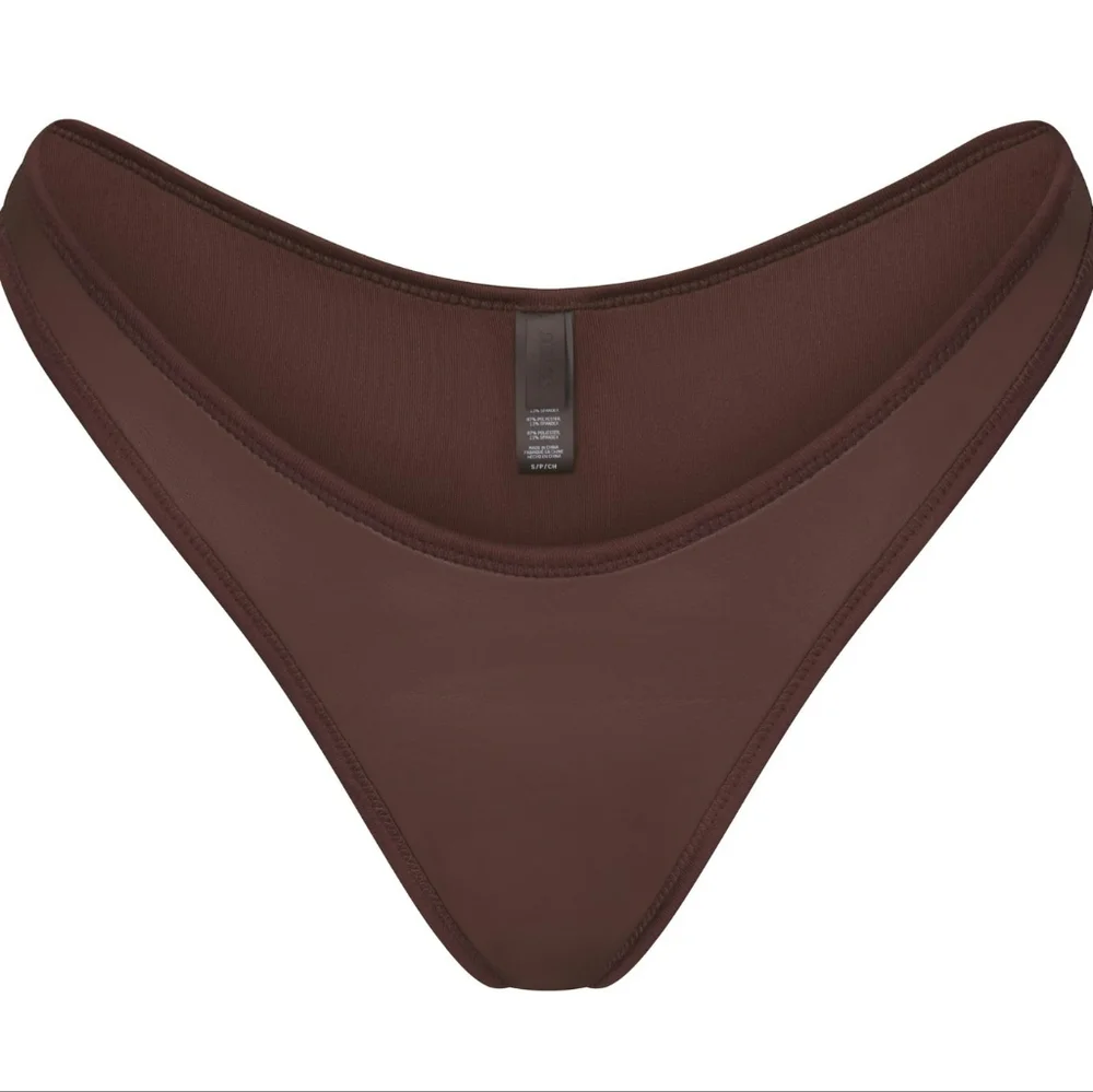 SKIMS Tanga Bikini Bottom ~ NWT